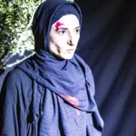 Αφίσα παράστασης: Sumud: η ριζωμένη αντίσταση